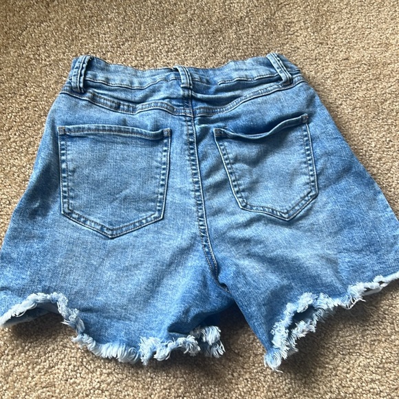 Jean shorts - Picture 3 of 3